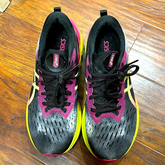 Asics novablast 2 - Picture 1 of 3